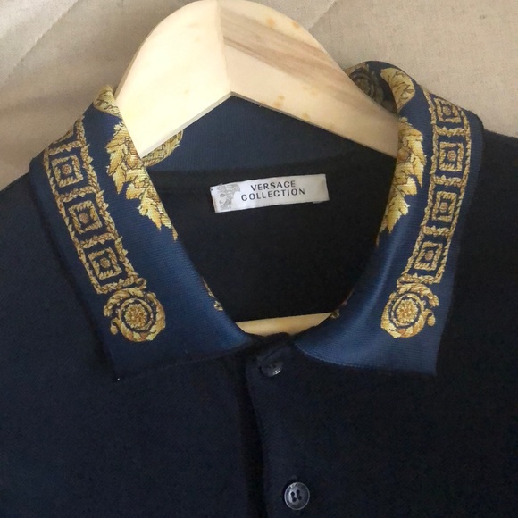 Versace polo. Navy Blue w/ Gold Collar. M - Picture 3 of 4